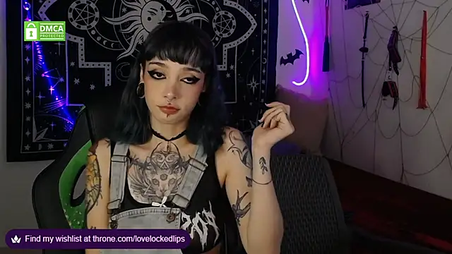 lovelockedlips online show from November 2025 01:32:02 AM