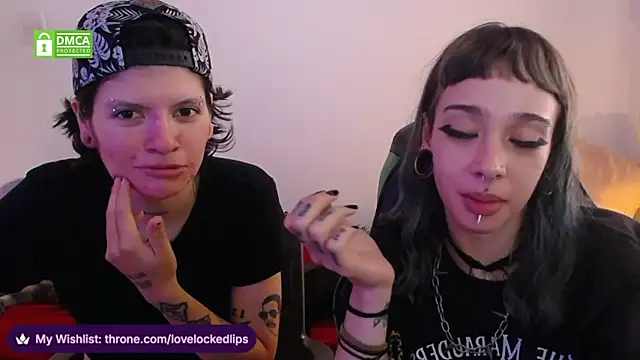 lovelockedlips online show from March 2026 06:09:02 PM