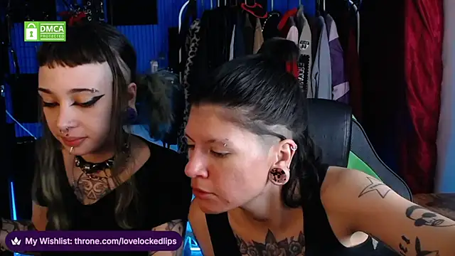 Snapshot of lovelockedlips chatting on June 2026 03:55:02 AM lovelockedlips online show from June 2026 03:55:02 AM