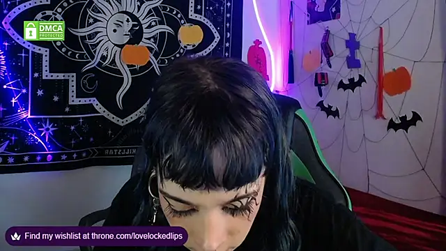 lovelockedlips online show from October 2025 01:35:02 AM