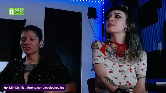 Snapshot of lovelockedlips chatting on July 2026 04:54:01 PM lovelockedlips online show from July 2026 04:54:01 PM
