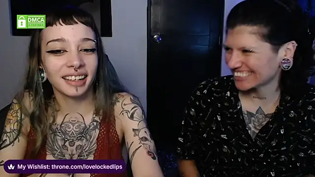 Snapshot of lovelockedlips chatting on June 2026 04:12:01 PM lovelockedlips online show from June 2026 04:12:01 PM
