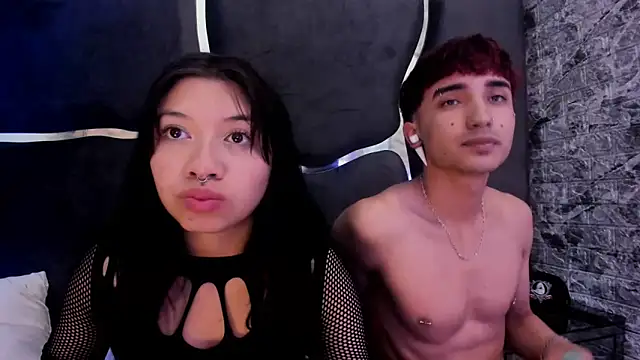 LauryAndNarem69 online show from March 2025 08:43:02 PM