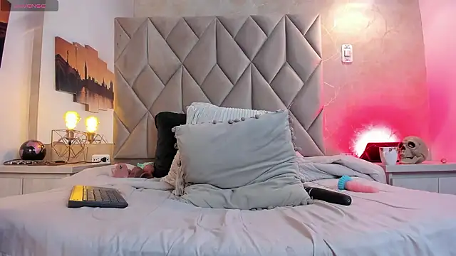 kailinmoonx online show from March 2026 12:52:02 PM