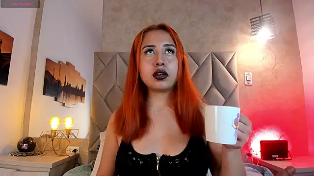 Snapshot of kailinmoonx chatting on May 2026 01:06:02 PM kailinmoonx online show from May 2026 01:06:02 PM