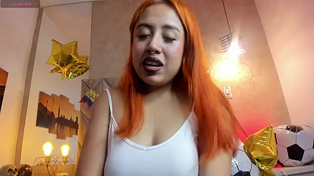 Snapshot of kailinmoonx chatting on July 2026 11:49:01 AM kailinmoonx online show from July 2026 11:49:01 AM