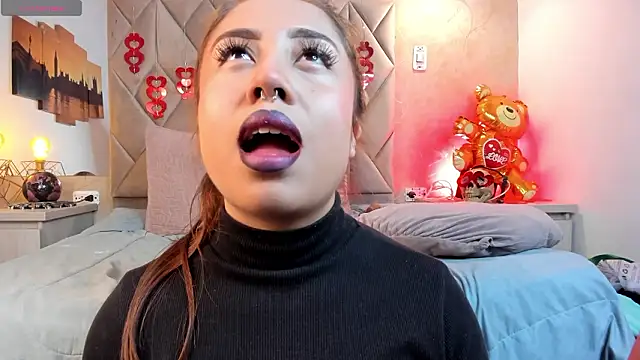 kailinmoonx online show from February 2026 12:58:01 PM