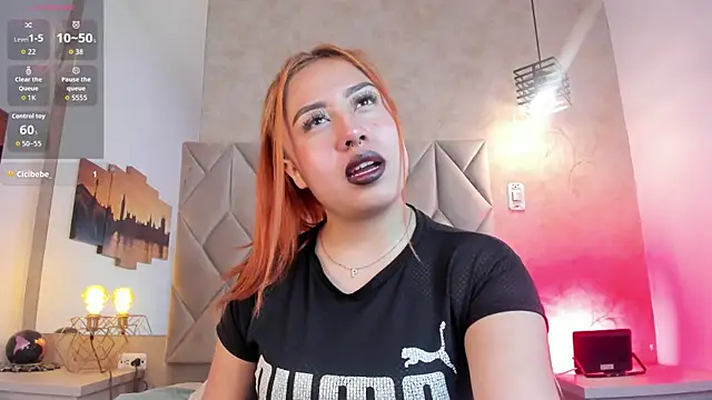 Snapshot of kailinmoonx chatting on May 2026 01:06:01 PM kailinmoonx online show from May 2026 01:06:01 PM