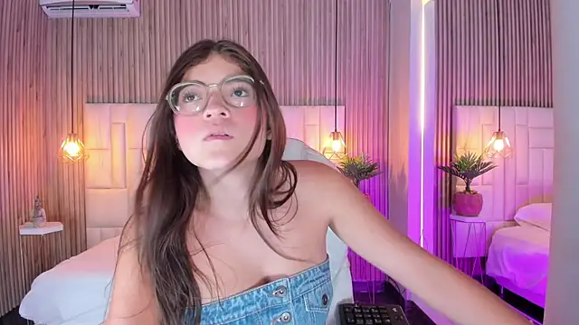 DulceVela  online show from September 2025 10:49:02 PM
