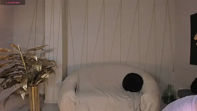 AmaliaCrus online show from October 2025 08:39:02 PM