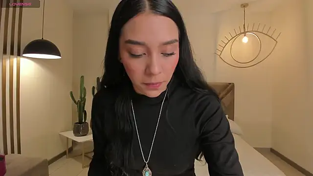 AmaliaCrus online show from November 2025 08:31:01 PM