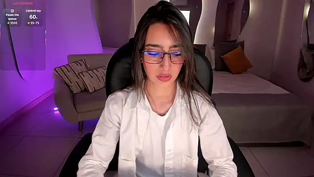 LarisaSmirnov online show from December 2025 04:14:01 AM