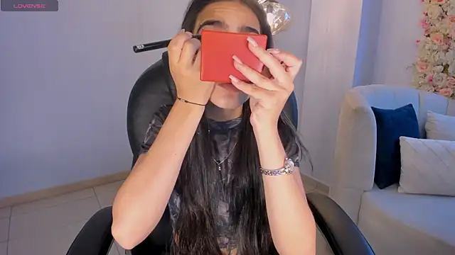 LarisaSmirnov online show from November 2025 04:28:02 AM