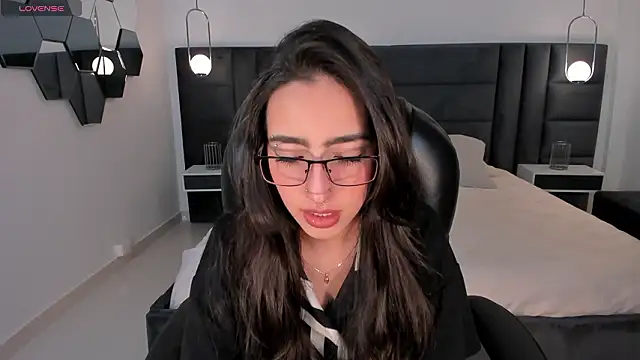 Snapshot of LarisaSmirnov chatting on February 2026 03:38:02 AM LarisaSmirnov online show from February 2026 03:38:02 AM