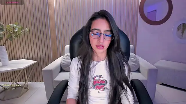 LarisaSmirnov online show from September 2025 05:24:01 AM