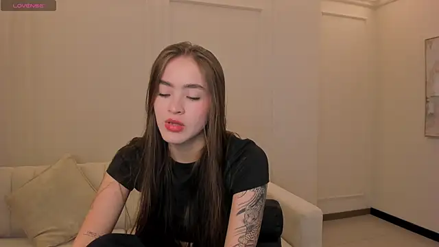 MaiaCollins online show from March 2026 06:06:02 PM