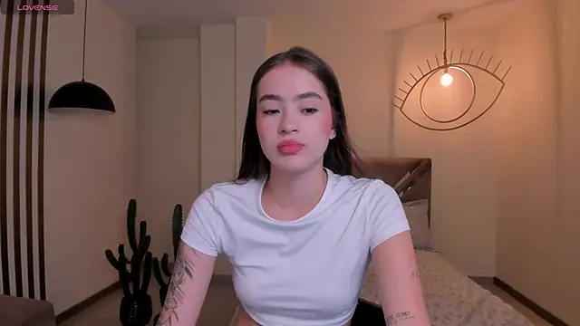 MaiaCollins online show from March 2026 06:36:01 PM