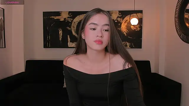 Snapshot of MaiaCollins chatting on January 2026 06:59:01 PM MaiaCollins online show from January 2026 06:59:01 PM