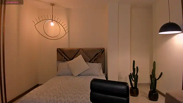 Snapshot of MaiaCollins chatting on February 2026 06:52:01 PM MaiaCollins online show from February 2026 06:52:01 PM