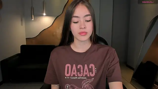 MaiaCollins online show from October 2025 06:20:02 PM