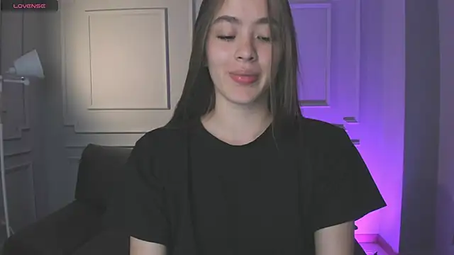 MaiaCollins online show from October 2025 05:36:02 PM