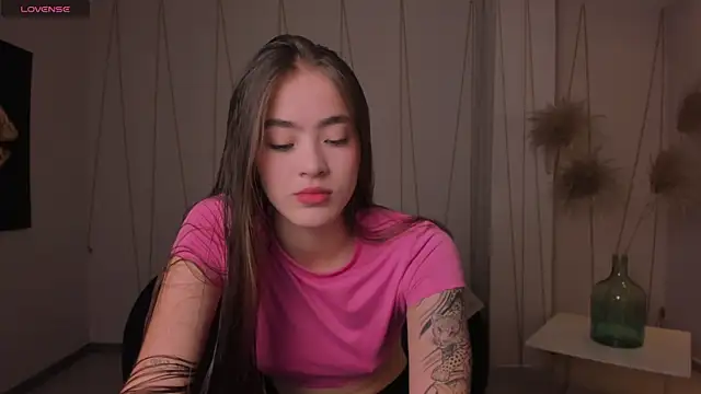 MaiaCollins online show from March 2026 05:31:02 PM