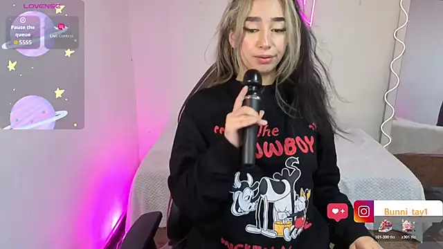 Malory tay1 online show from November 2025 07:07:01 PM