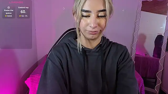 Malory tay1 online show from November 2025 07:14:02 PM