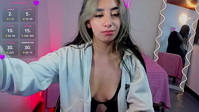 Malory tay1 online show from November 2025 06:46:02 PM