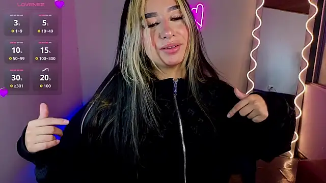 Malory tay1 online show from October 2025 07:11:02 PM