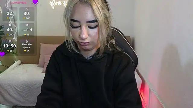 Malory tay1 online show from November 2025 11:49:02 AM