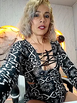 ferchisconejita online show from October 2025 02:16:02 PM
