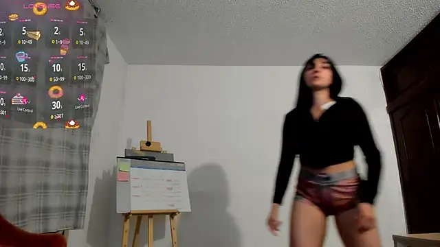 xx chloesex online show from June 2026 12:17:02 AM