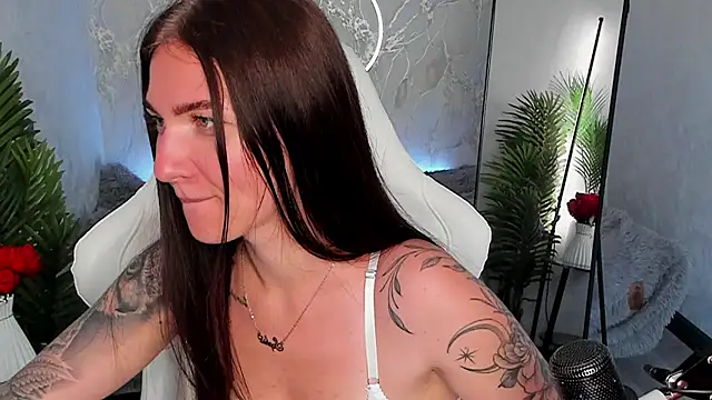 Snapshot of babyisperfect chatting on June 2026 01:23:02 AM babyisperfect online show from June 2026 01:23:02 AM