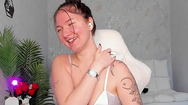 Snapshot of babyisperfect chatting on October 2025 05:09:02 AM babyisperfect online show from October 2025 05:09:02 AM