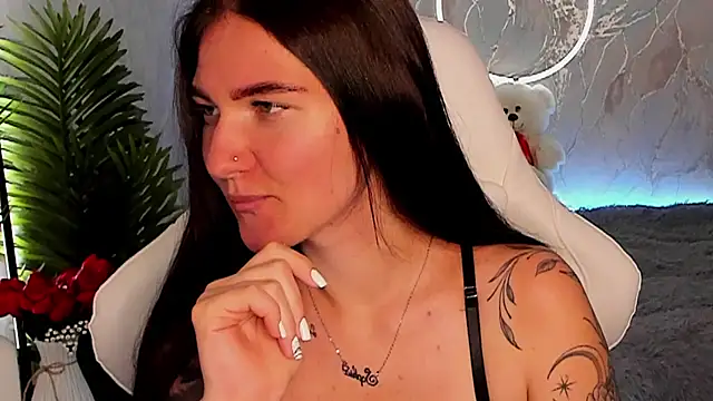 Snapshot of babyisperfect chatting on July 2026 03:04:01 AM babyisperfect online show from July 2026 03:04:01 AM