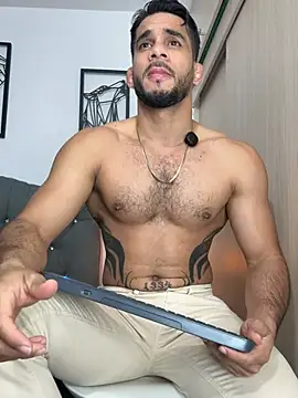 Maximiliano ford online show from January 2026 10:41:02 AM