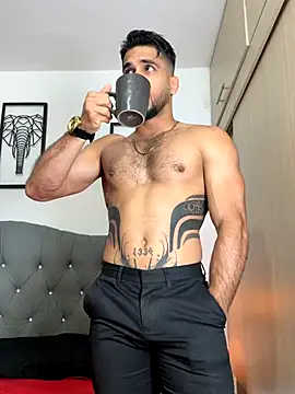 Maximiliano ford online show from October 2025 10:14:02 AM