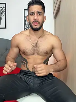 Maximiliano ford online show from February 2026 09:31:01 AM