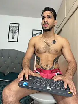 Maximiliano ford online show from July 2026 10:49:02 AM