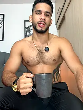 Maximiliano ford online show from December 2025 10:58:02 AM
