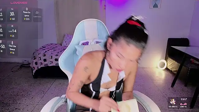 eleselas online show from September 2025 11:43:01 PM