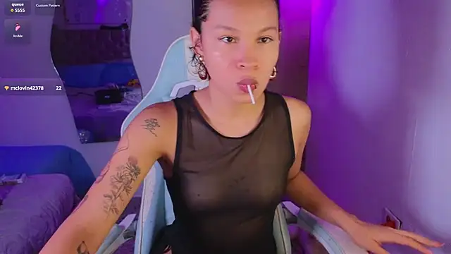 eleselas online show from November 2025 10:54:02 PM