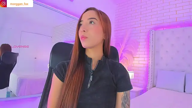 Morggan Fox  online show from September 2025 03:57:01 AM