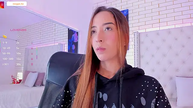 Morggan Fox  online show from April 2026 03:25:02 AM