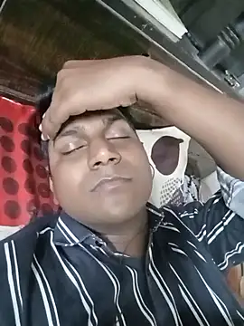 Snapshot of vikesh05 chatting on November 2025 08:20:02 PM vikesh05 online show from November 2025 08:20:02 PM