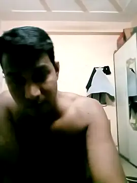 vikesh05 online show from October 2025 07:04:01 PM