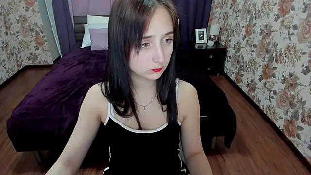 Snapshot of JulietMonli chatting on September 2025 05:13:01 PM JulietMonli online show from September 2025 05:13:01 PM
