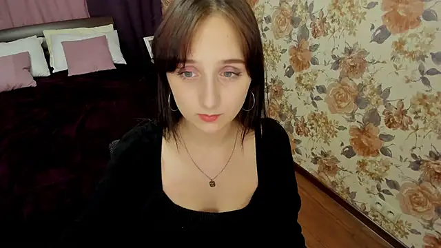 Snapshot of JulietMonli chatting on September 2025 07:09:02 PM JulietMonli online show from September 2025 07:09:02 PM