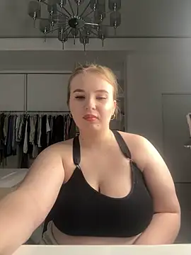 Snapshot of Amy_Sky_ chatting on March 2025 10:15:01 PM Amy Sky online show from March 2025 10:15:01 PM